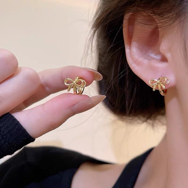 گوشواره پاپیون